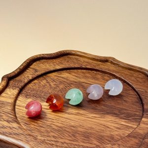 Lunar Whispers🌙 - Hand-Carved Agate for Meditation & Gifting & DIY